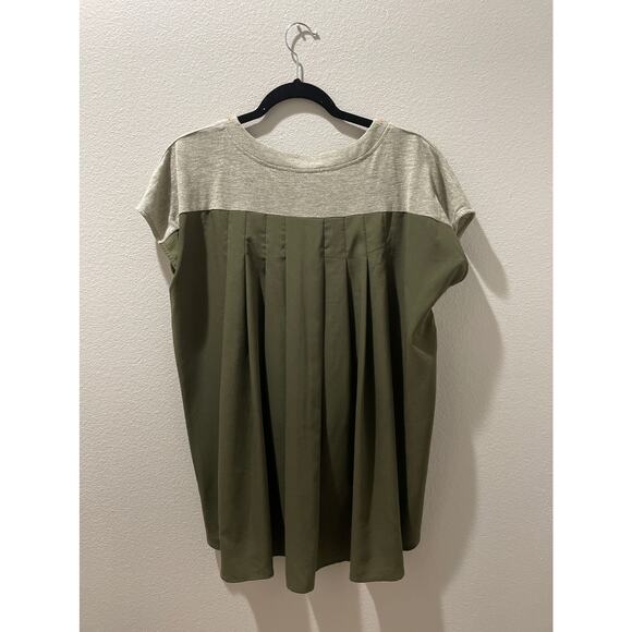 MISS ME Tan and Green Keyhole Top Size L - Picture 4 of 5